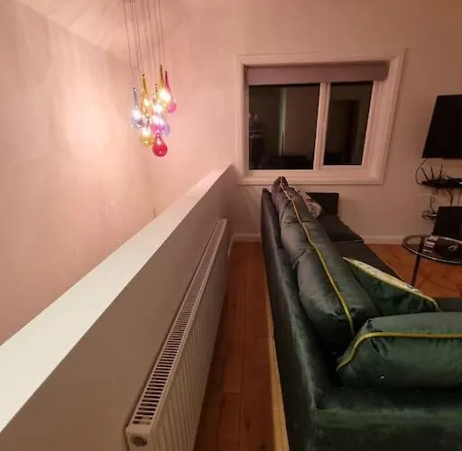 Mill View At Pheasant Lane Raistin